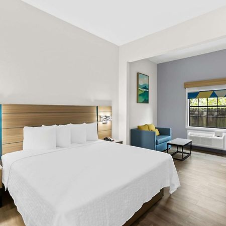 Sonesta Essential Beaumont Hotel Eksteriør billede