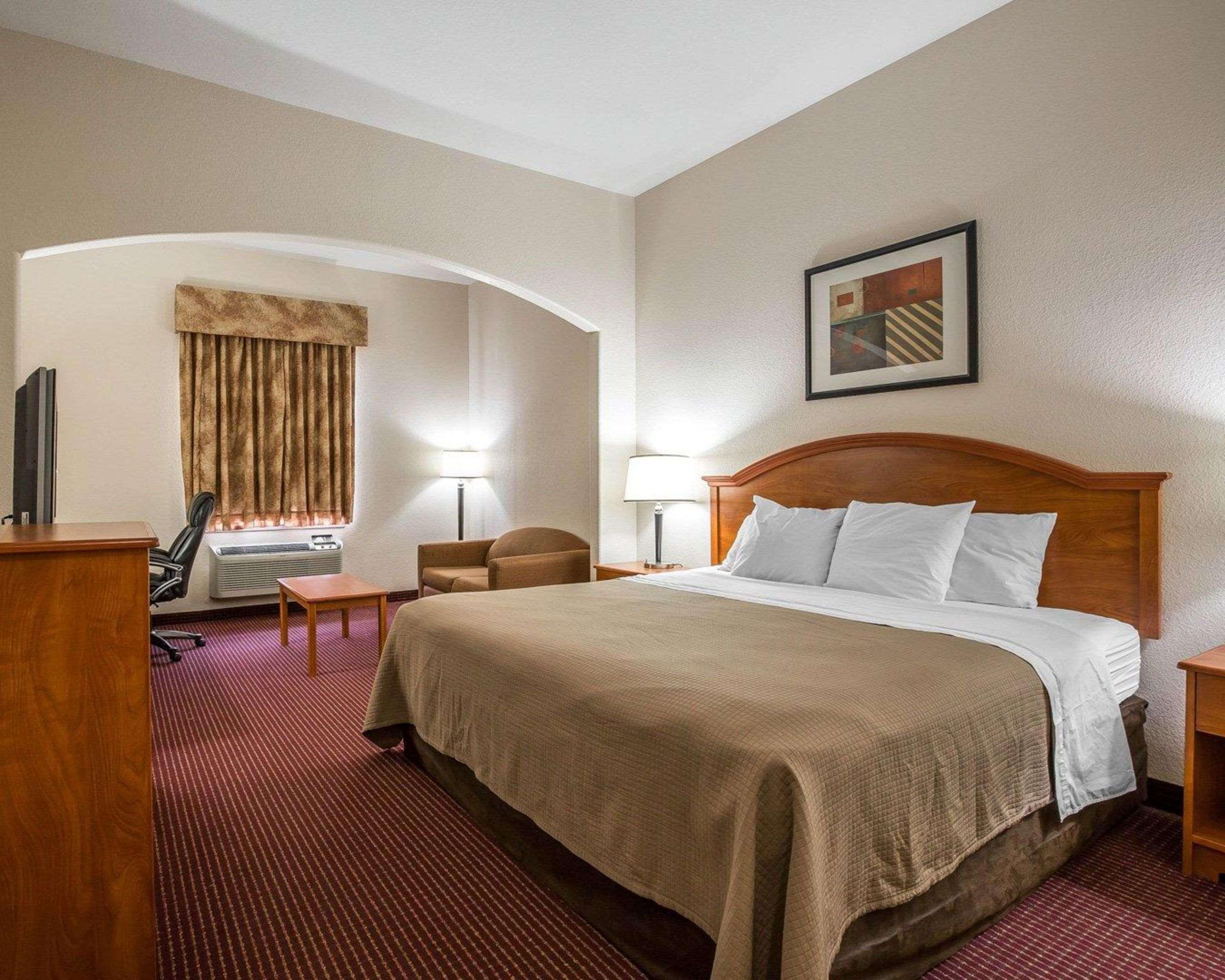 Sonesta Essential Beaumont Hotel Eksteriør billede