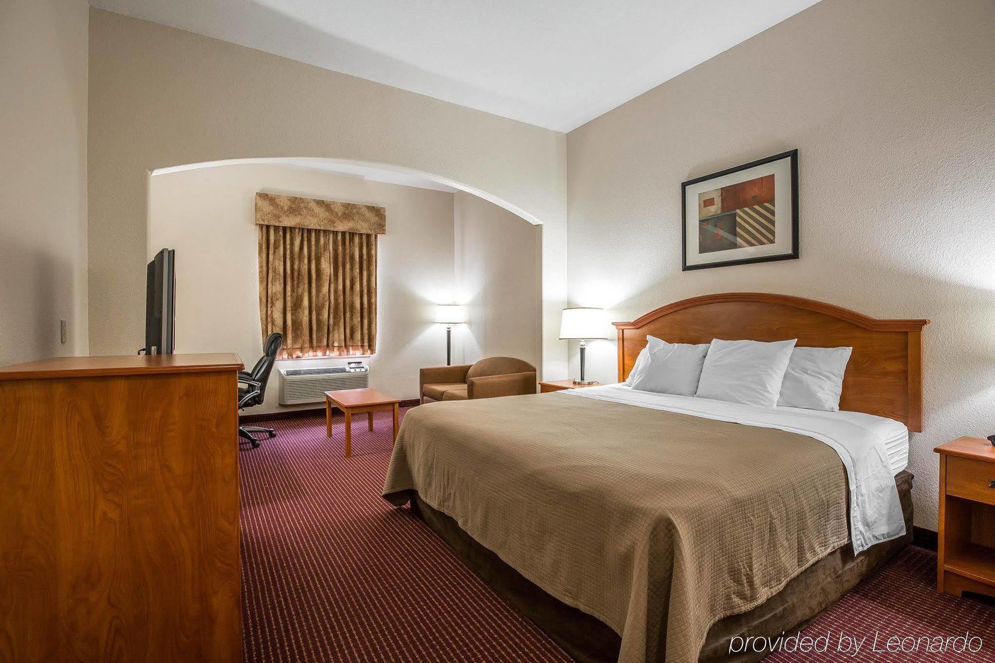 Sonesta Essential Beaumont Hotel Eksteriør billede