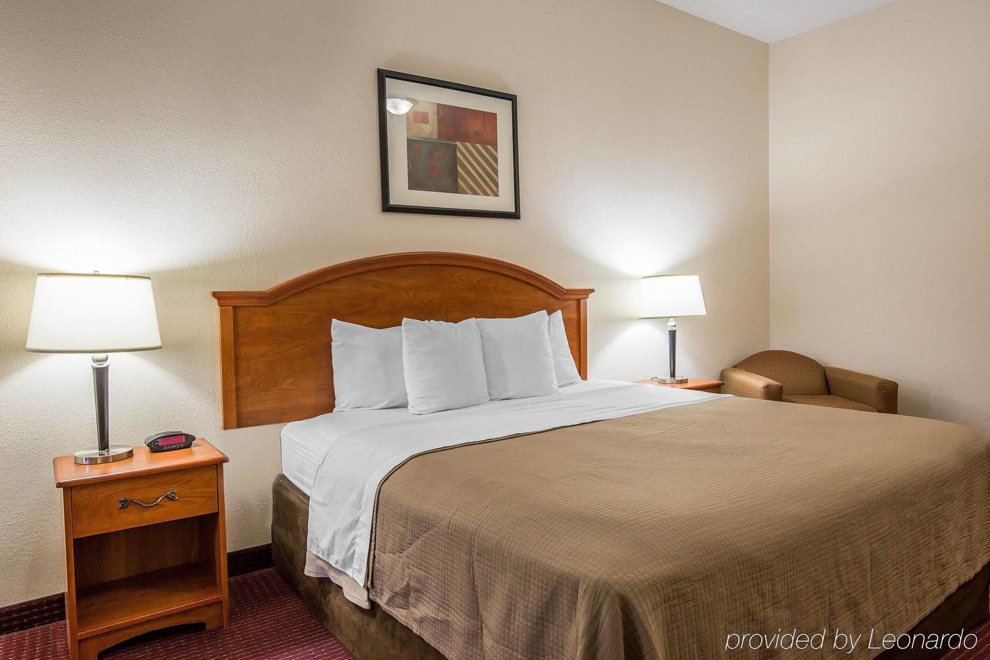 Sonesta Essential Beaumont Hotel Eksteriør billede
